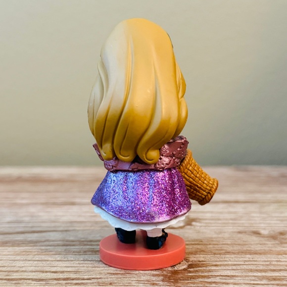 Aurora Disney Princess Figurine by Disney Animator’s Deluxe Collection - Picture 2 of 2